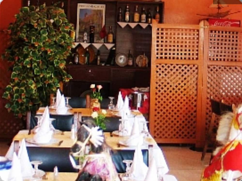 Hotel Les Palmiers Agadir Exterior photo